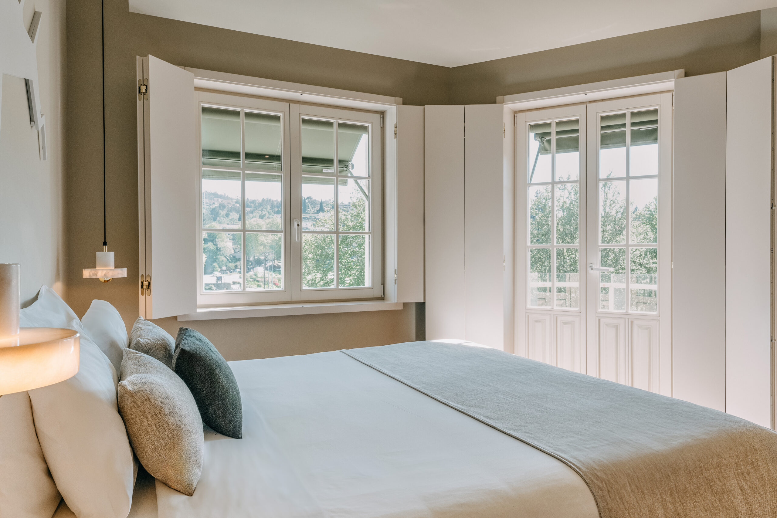 Sereno Double Room with River View